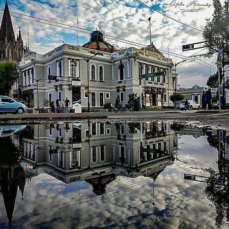 Hotel Aguila Guadalajara Bagian luar foto