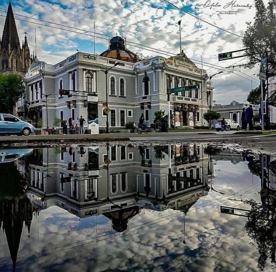 Hotel Aguila Guadalajara Bagian luar foto